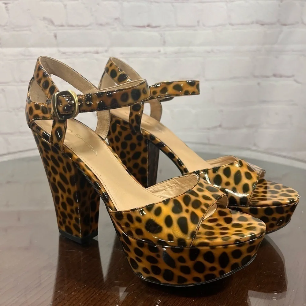 VIA SPIGA leopard print patent leather platform ankle wrap sandals size 7.5 GUC